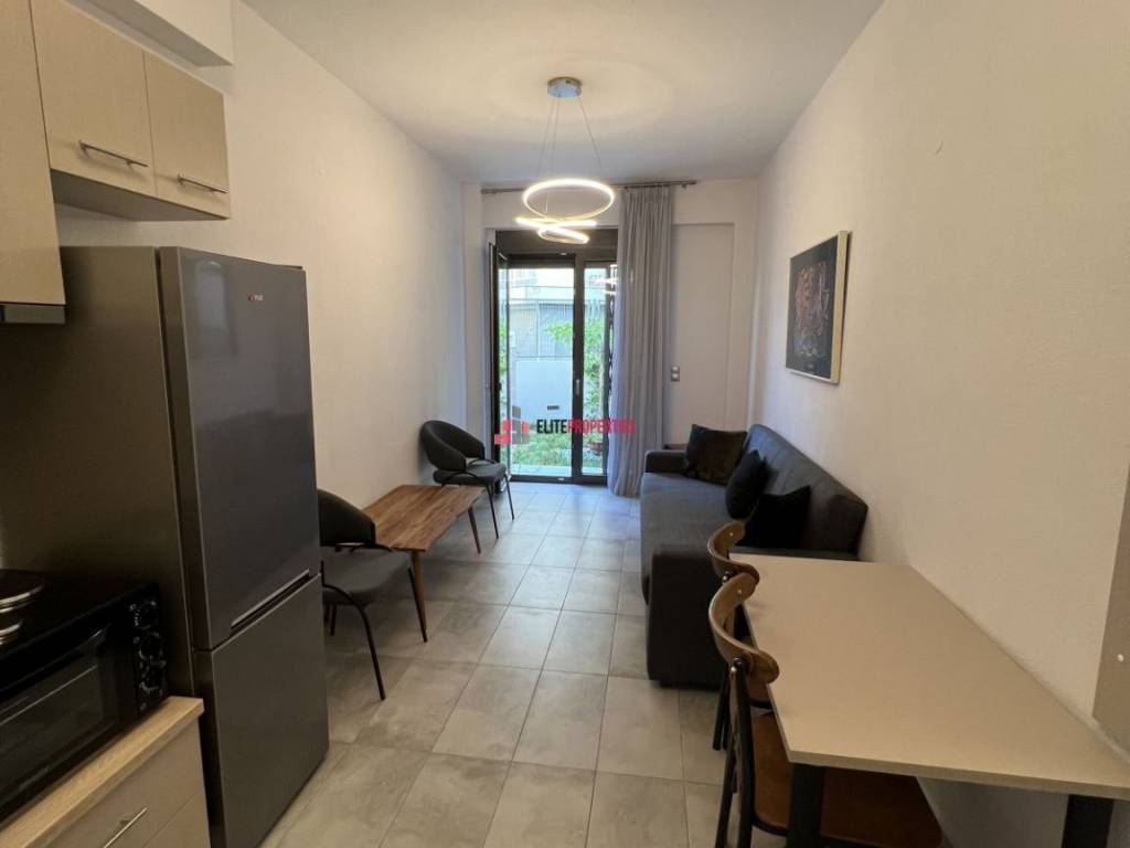 ΣΑΛΟΚΟΥΖΙΝΑ