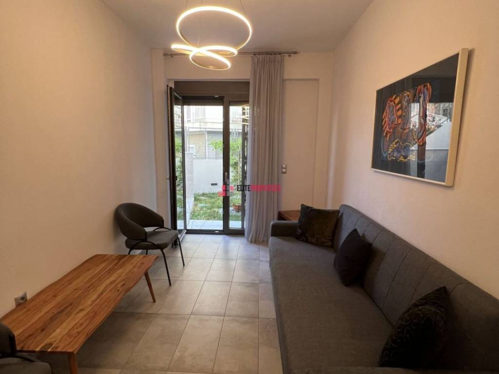 ΣΑΛΟΚΟΥΖΙΝΑ