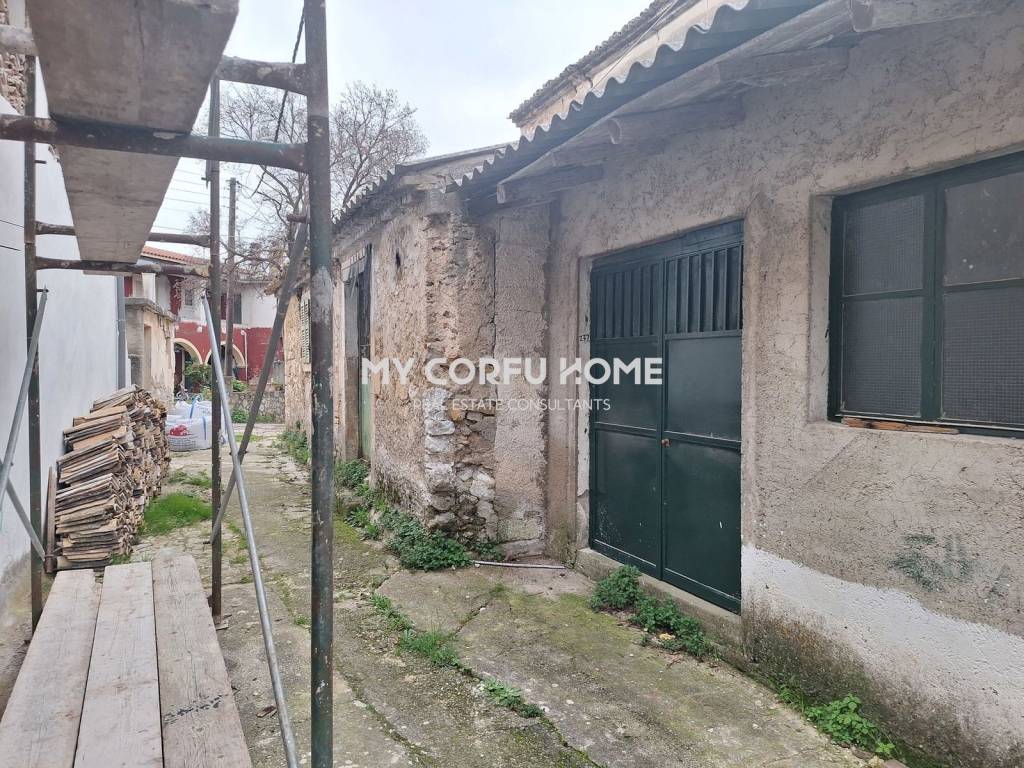 Εξωτερικοι χώροι