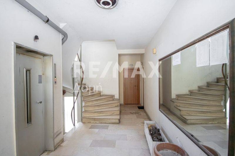 Είσοδος οικοδομής