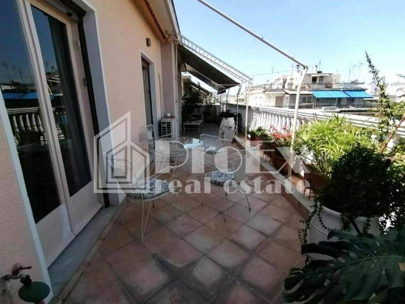 Θέα από μπαλκόνι