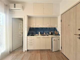 ΣΑΛΟΝΙ - ΚΟΥΖΙΝΑ - ΔΩΜΑΤΙΟ ΕΝΑΣ ΧΩΡΟΣ