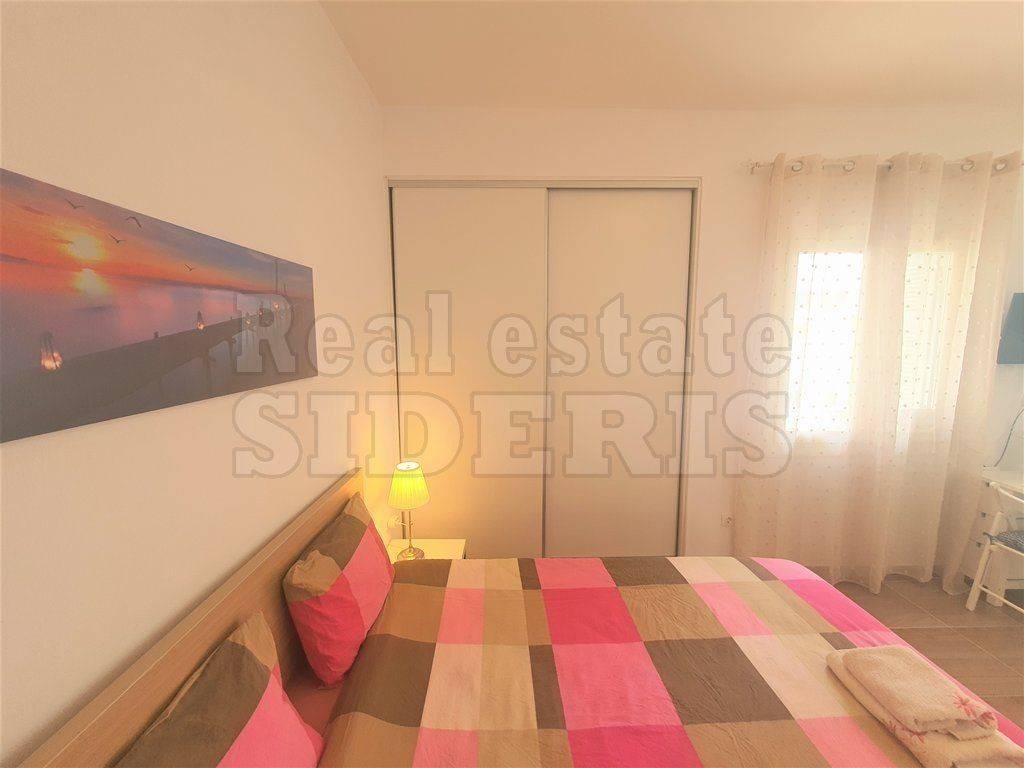 ΣΑΛΟΝΙ - ΚΟΥΖΙΝΑ - ΔΩΜΑΤΙΟ ΕΝΑΣ ΧΩΡΟΣ