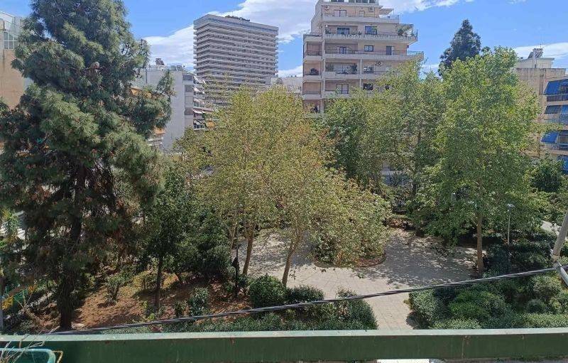 Θέα από μπαλκόνι