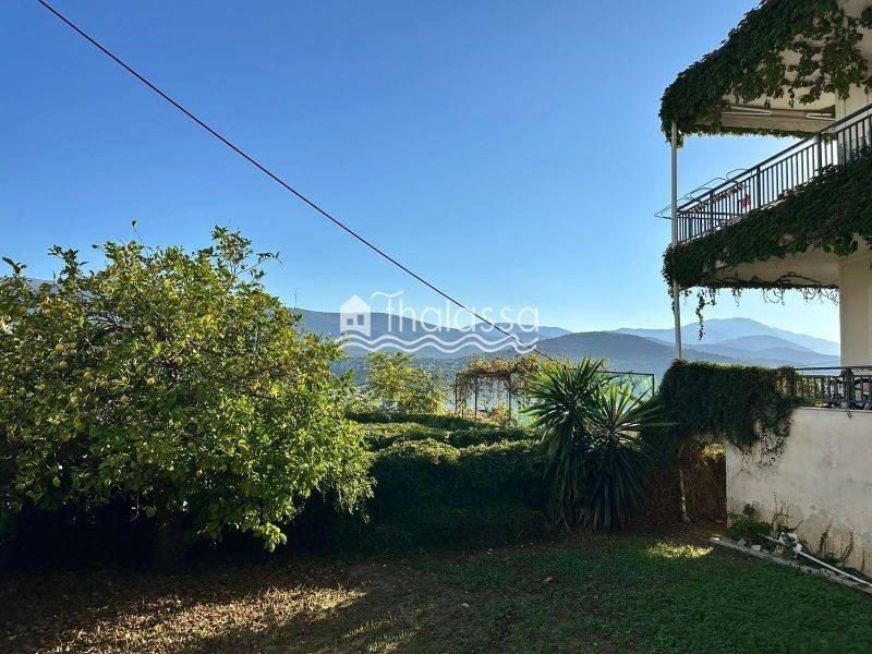 Θέα από μπαλκόνι