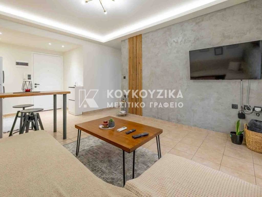 Σαλοκουζίνα