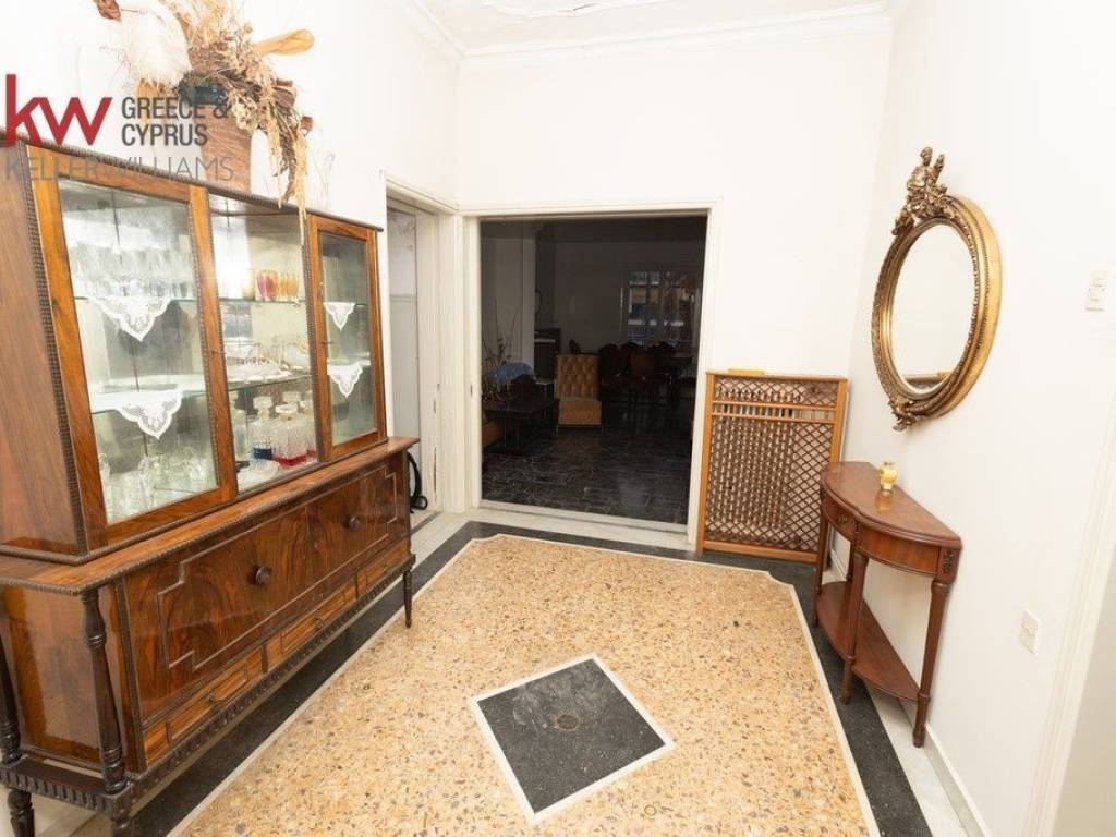 Εσωτερικοι χώροι