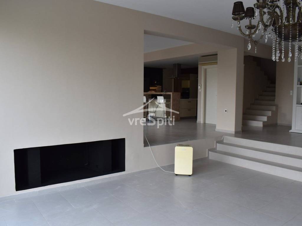 ΚΑΘΙΣΤΙΚΟ-ΤΖΑΚΙ-ΕΙΣΟΔΟΣ