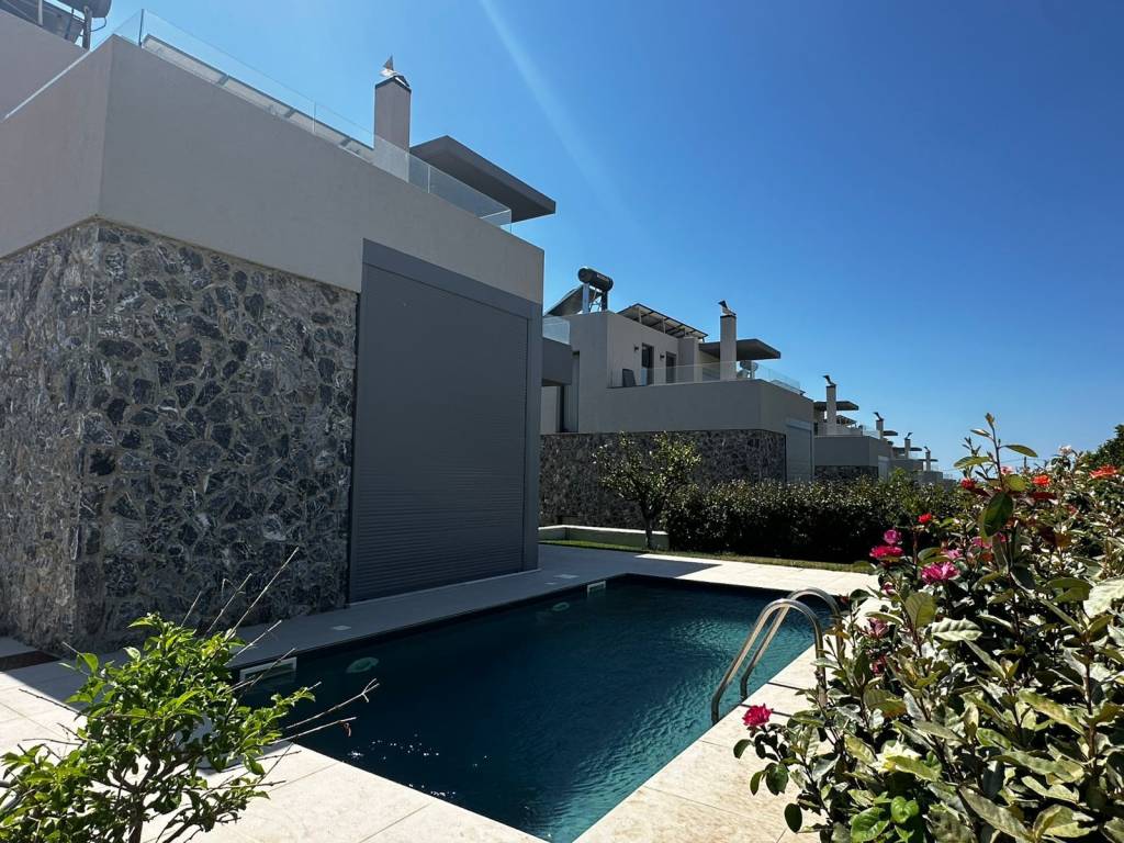 Villa 220 m2 with private pool