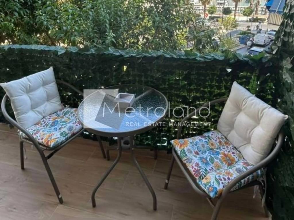 Θέα από μπαλκόνι