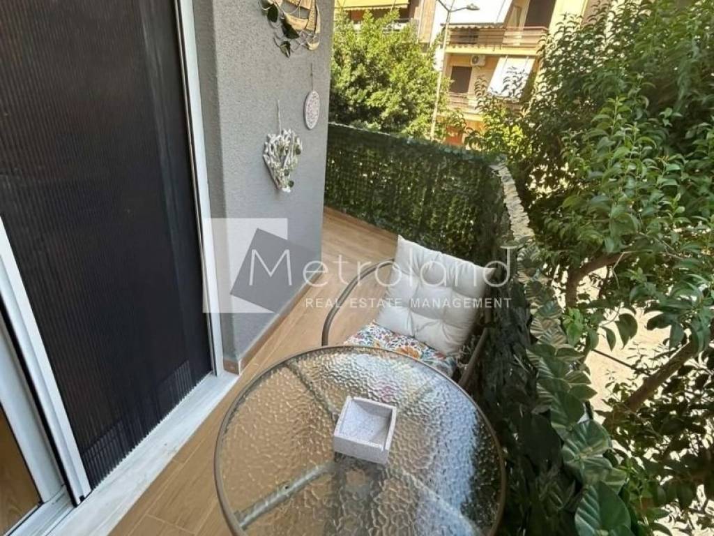 Θέα από μπαλκόνι