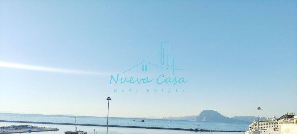 Θέα απο μπαλκόνι