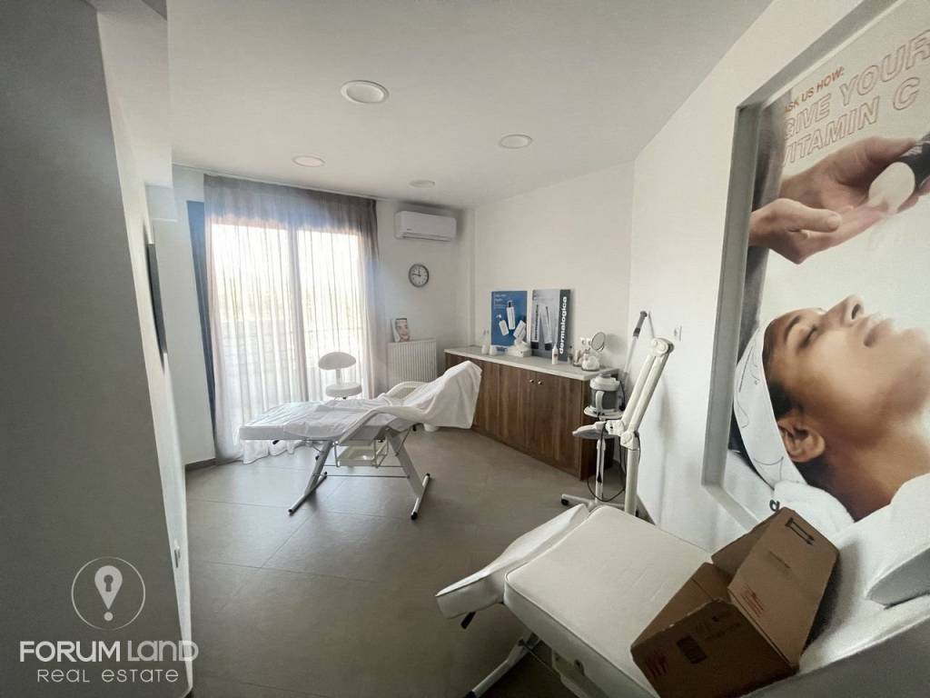 Forumland Real Estate, Χώρος Γραφείου