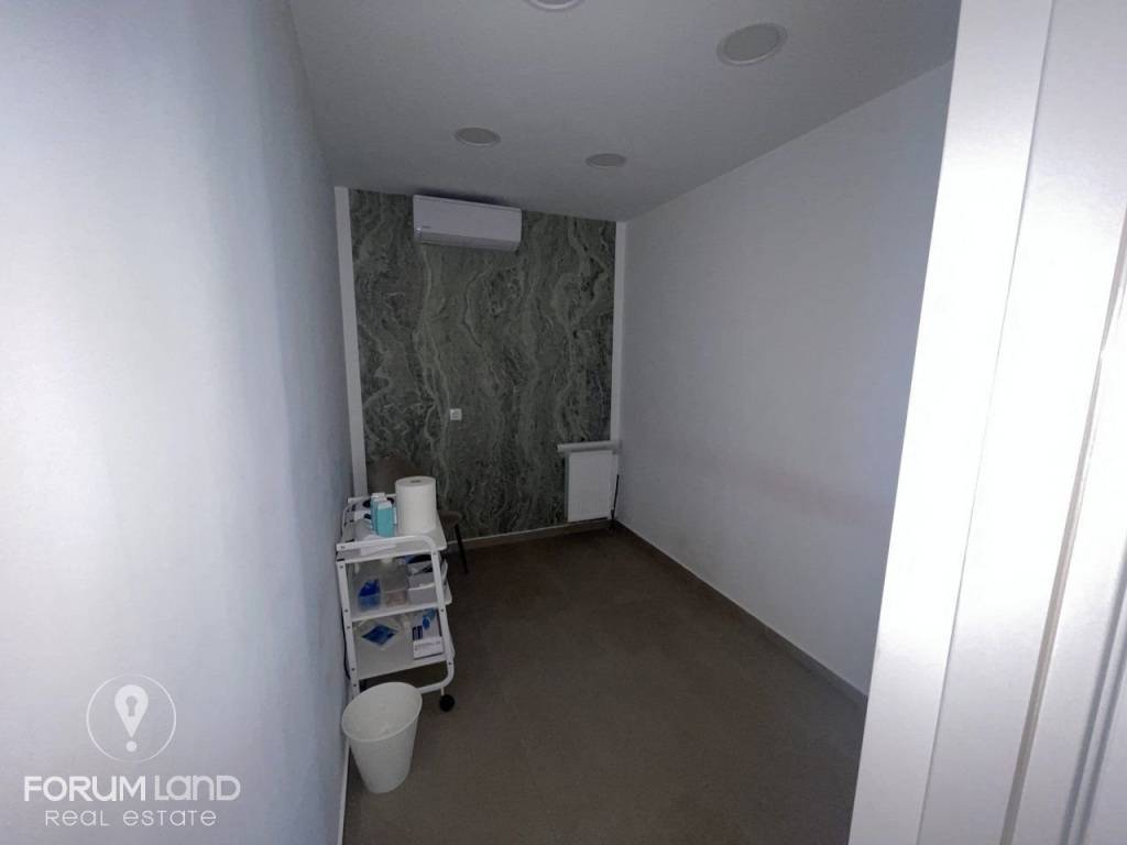 Forumland Real Estate, Χώρος