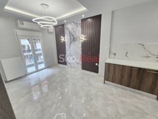 Σαλοκουζίνα