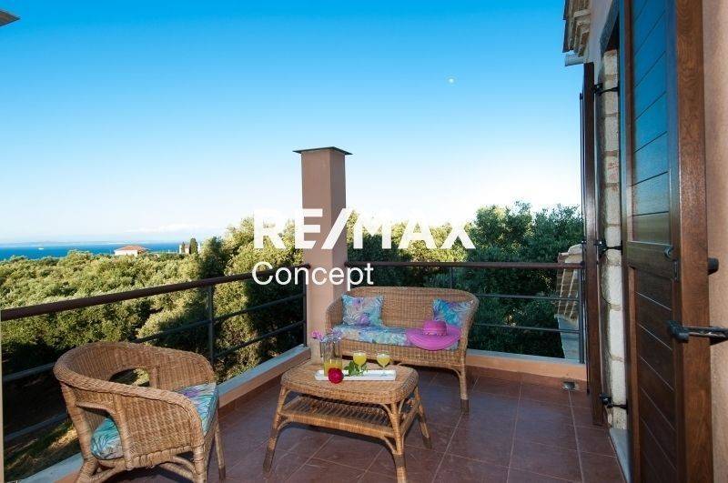 Θέα από μπαλκόνι