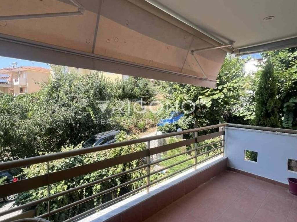 Θέα από μπαλκόνι