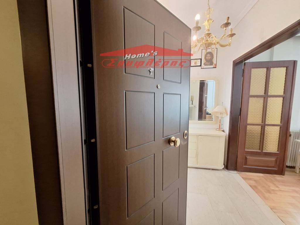 ΘΩΡΑΚΙΣΜΕΝΗ ΠΟΡΤΑ