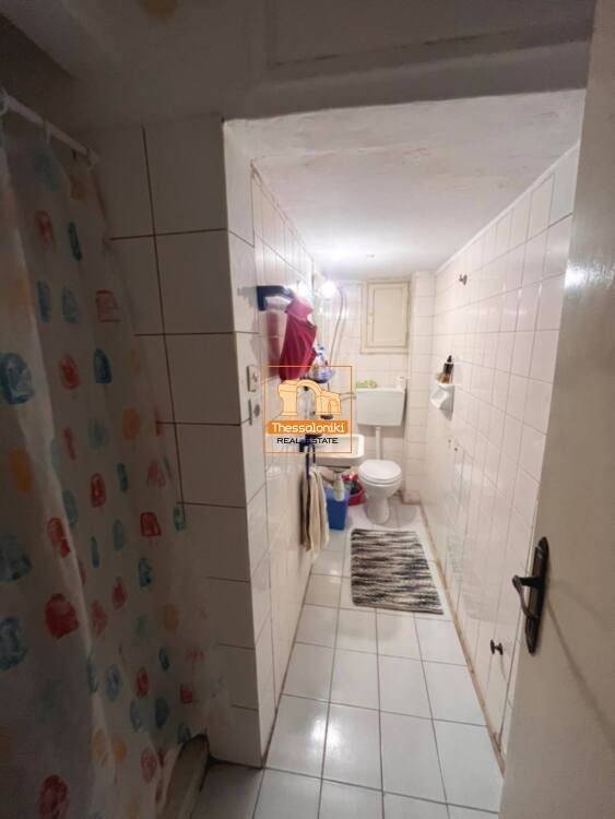 Αχειροποίητος, Γκαρσονιέρα, 53 τ.μ.