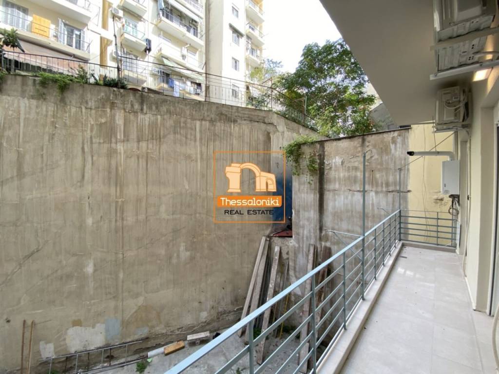 Πλ. Ναυαρίνου, Διαμέρισμα, 50 τ.μ.