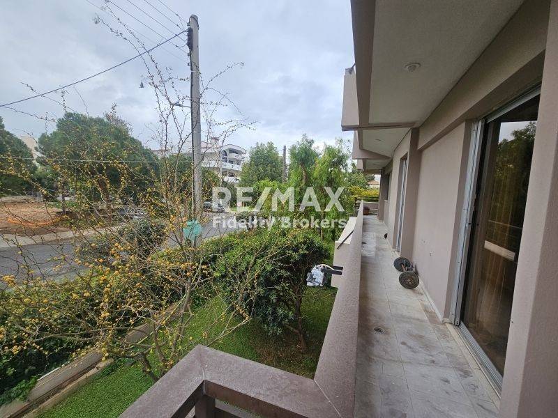 Θέα από μπαλκόνι