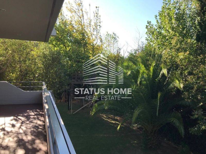 Θέα από μπαλκόνι