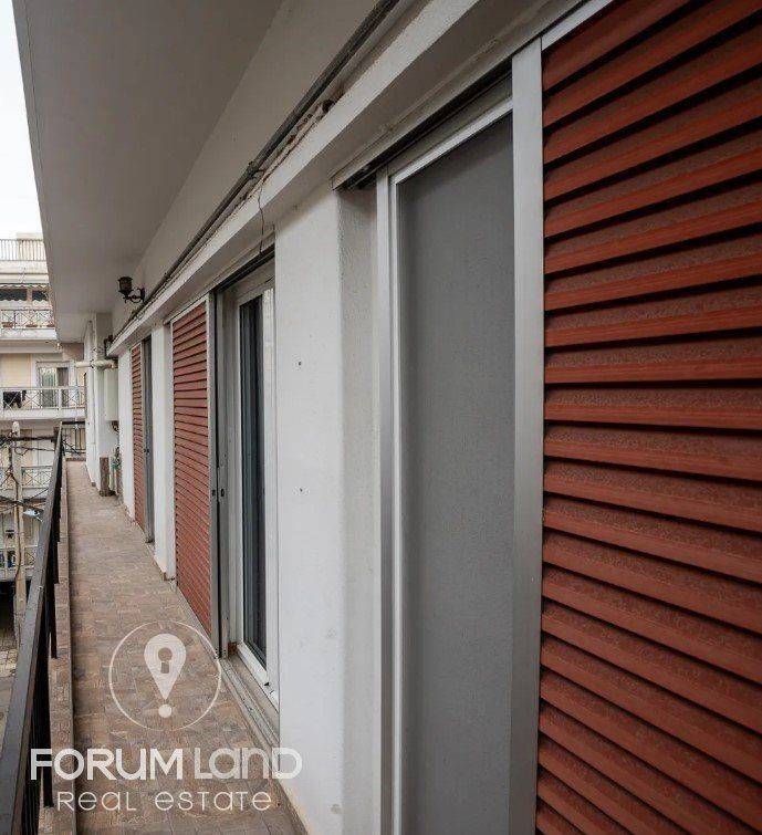 Forumland Real Estate, Μπαλκόνι