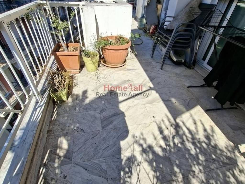 Θέα από μπαλκόνι