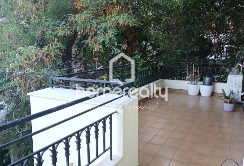 Θέα από μπαλκόνι