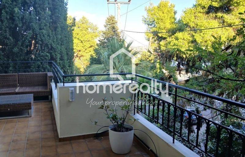 Θέα από μπαλκόνι