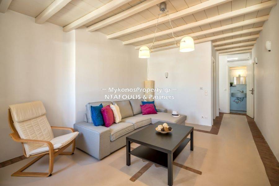 Mykonos real estate - House 140 sq.m in Ftelia