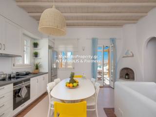 Mykonos real estate - House 140 sq.m in Ftelia