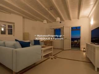Mykonos real estate - House 140 sq.m in Ftelia