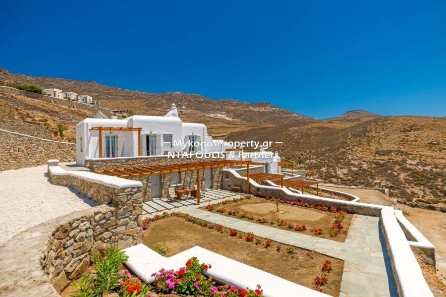 Mykonos real estate - House 125 sq.m in Ftelia