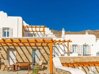 Mykonos real estate - House 125 sq.m in Ftelia