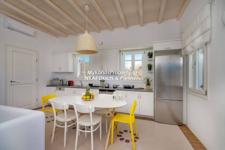 Mykonos real estate - House 155 sq.m in Ftelia