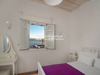Mykonos real estate - House 155 sq.m in Ftelia