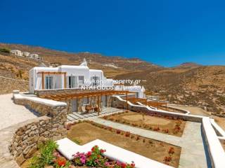 Mykonos real estate - House 120 sq.m in Ftelia