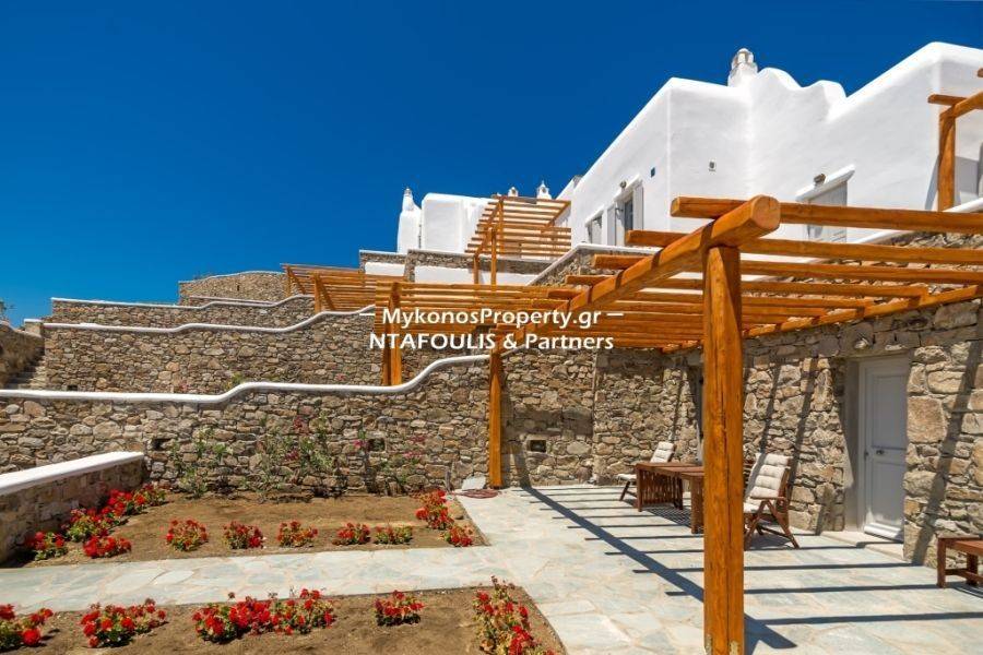 Mykonos real estate - House 120 sq.m in Ftelia