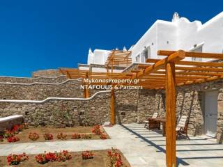 Mykonos real estate - House 120 sq.m in Ftelia