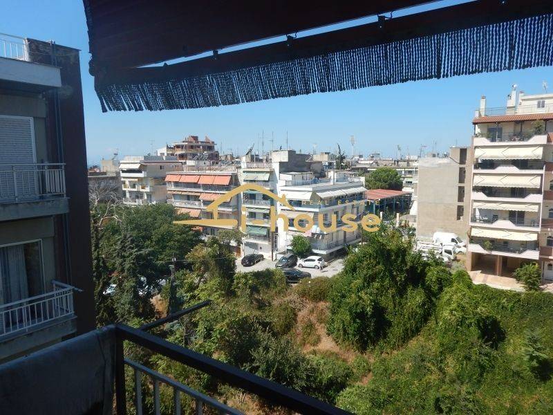 Θέα από μπαλκόνι