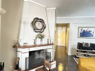 Forumland Real Estate, Σαλόνι με τζάκι