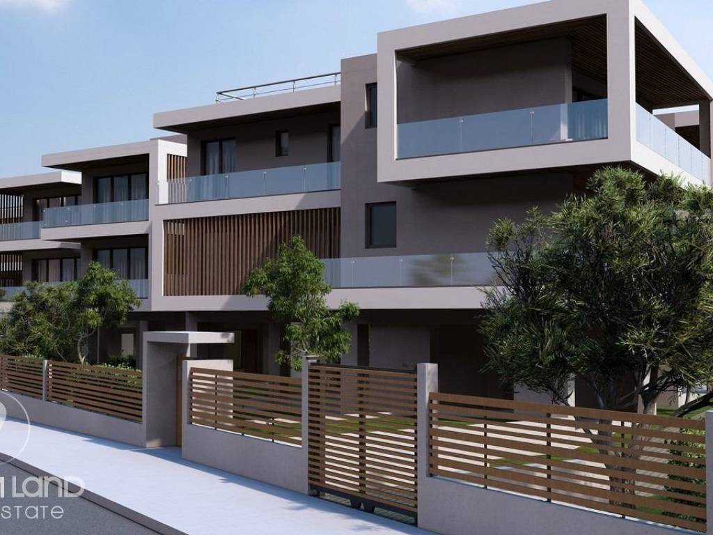 Forumland Real Estate, Exoterike Opse