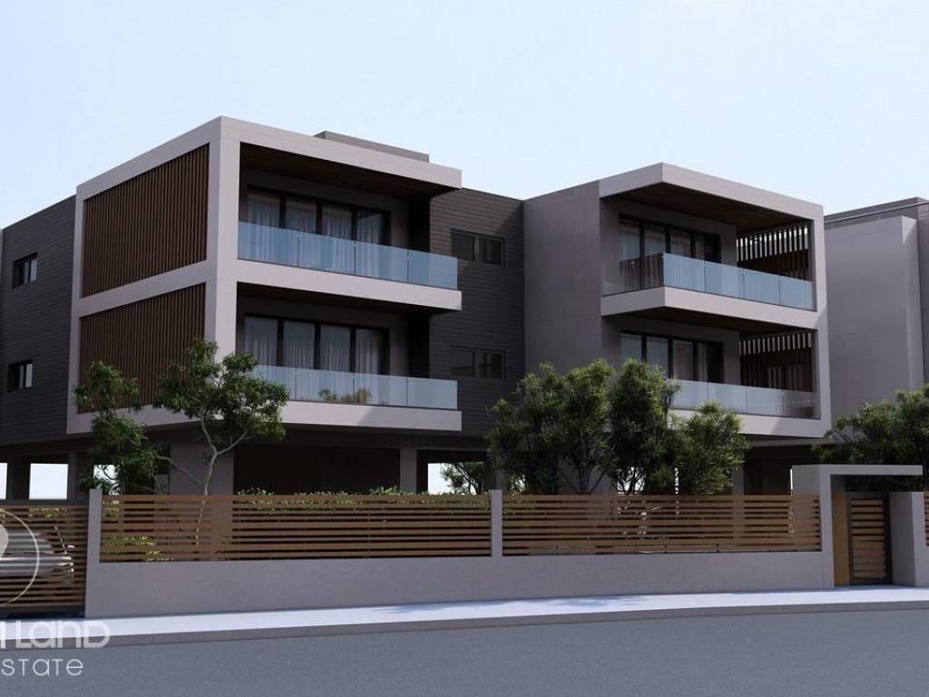 Forumland Real Estate, Exoterike Opse