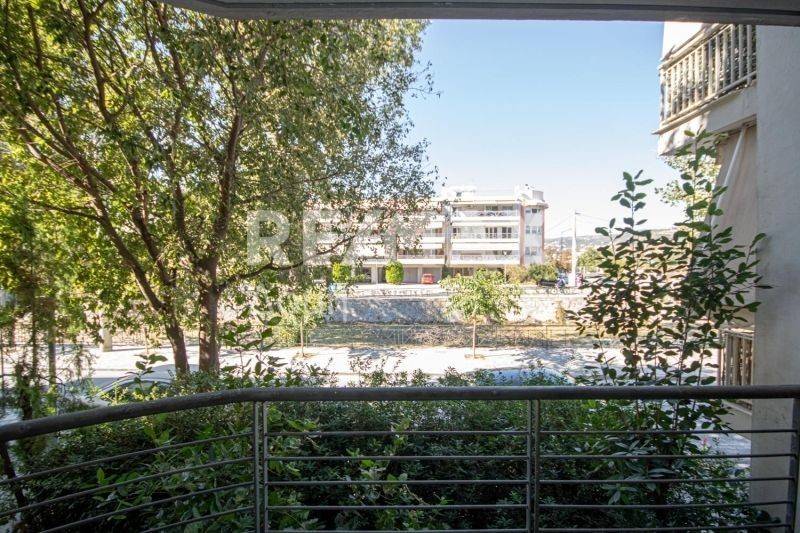 Θέα από μπαλκόνι