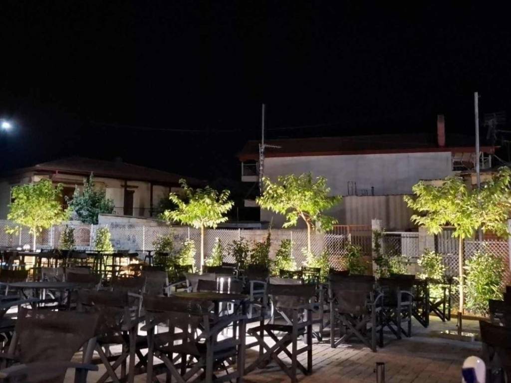 Εξωτερικός χώρος καταστήματος