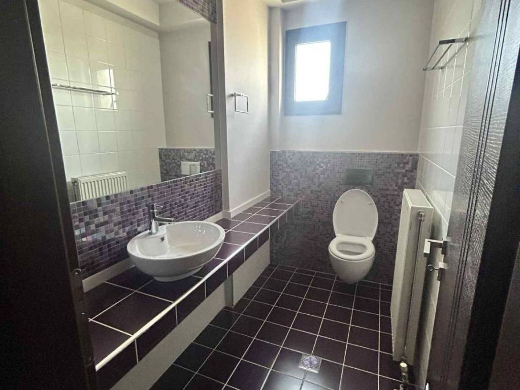 Mpanio 1oy orophoy se krebatokamara