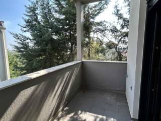 Mpalkoni apo krebatokamara trite 1oy orophoy