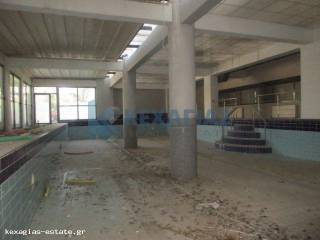 PISINA DIASTASEON 20m X 8m