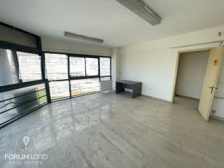 Forumland Real Estate, Grapheiakos choros